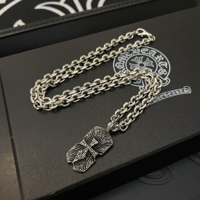 Ch*0me He**ts necklaces